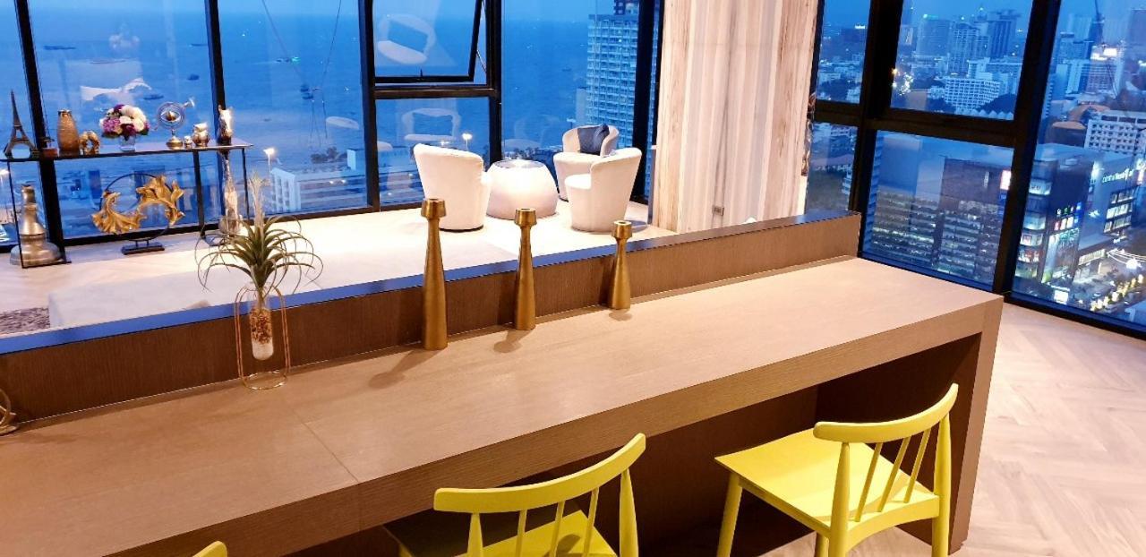 Base Central Pattaya Long Balcony King-Bed With Infinity Pool & Free Netflix! Bagian luar foto